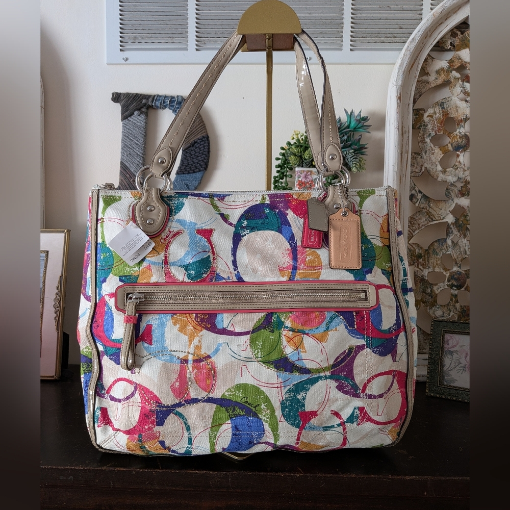 Coach Poppy Signature Pop Stamp Graffiti East West Tote
